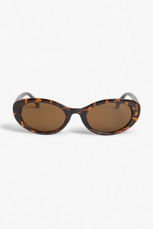 Oval brown cat eye sunglasses