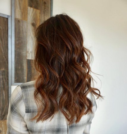 24 Long Wavy Hair Ideas That Are Freaking Hot in 2019