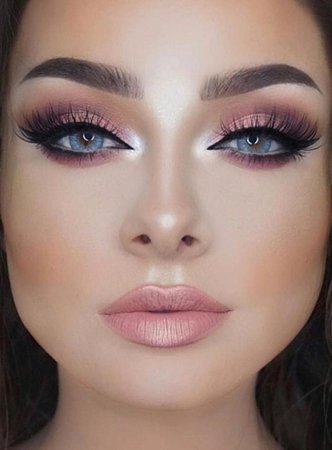 43 AWESOME CHIC and GLAMOUR EYE MAKEUP LOOKS Ideas and Images for 2019 - Page 31 of 43 - Ladiesways.com Women Hairstyles Blog!