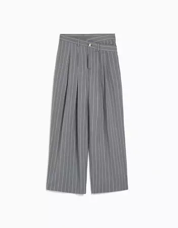 Loose fit pinstripe tailored pants - Pants - Woman | Bershka