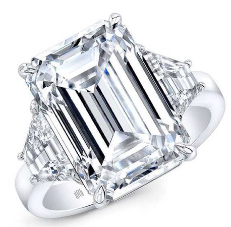 emerald cut diamond engagement ring