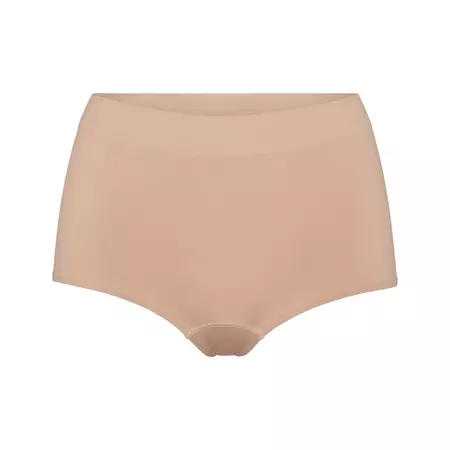 SOFT SMOOTHING SEAMLESS BOY SHORT | CLAY