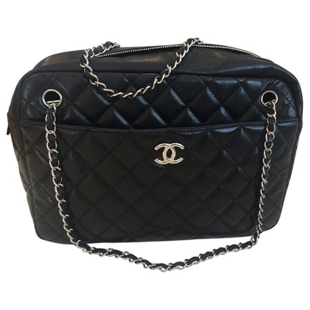 Camera leather handbag Chanel Black in Leather - 7526274
