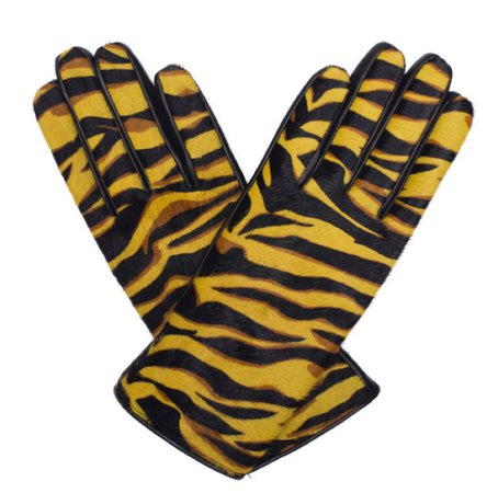 Jennifer Le gloves