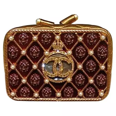 Very Rare Minaudiere Chanel Moscow Lion Head Clutch For Sale at 1stDibs | chanel minaudiere, chanel moscow bag