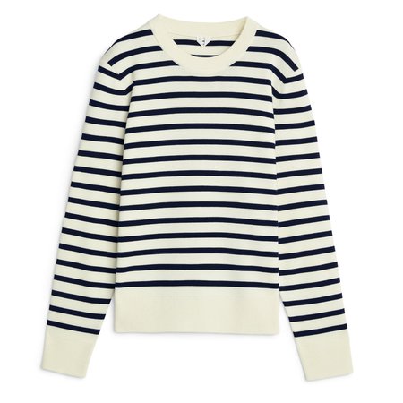 Kate in nautical inspired look to launch the King's Cup regatta - Kate's Closet