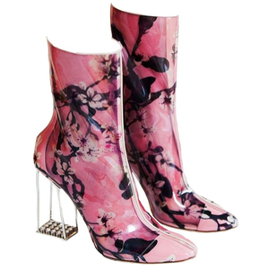 pink boots png