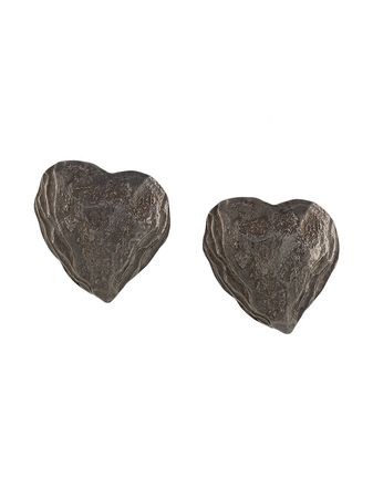 Shop silver Yves Saint Laurent Pre-Owned textured-finish heart-shaped earrings with Express Delivery - Farfetch