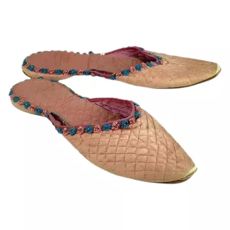 1920s Silk quilted slippers