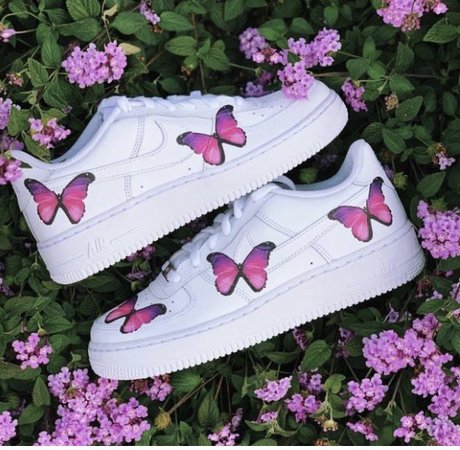 pink butterfly AF1’S