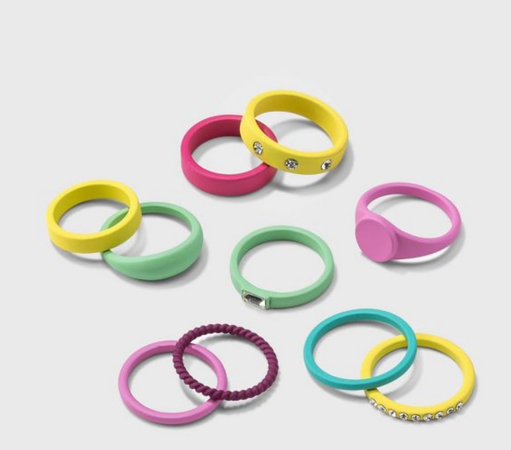 Colorful rings