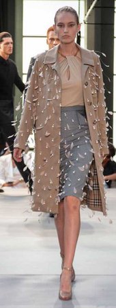 Burberry ss19 pearl