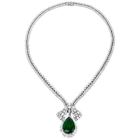 1960s GIA Emerald Diamond Choker Pendant Necklace For Sale at 1stDibs