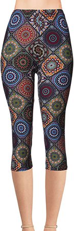 VIV Collection Print Brushed Ultra Soft Cropped Capri Leggings Regular and Plus List 1 at Amazon Women’s Clothing store