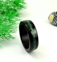 wedding rings green