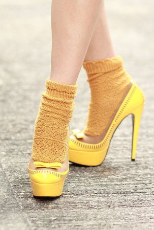 yellow sock yellow heels 1