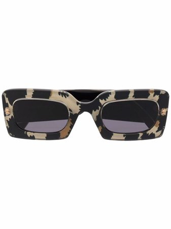 Shop Marc Jacobs Eyewear leopard-print sunglasses with Express Delivery - FARFETCH