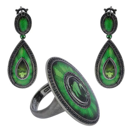Green Tourmaline Black Sapphire 18 Karat Black Gold Enamel Ring Earrings Suite For Sale at 1stDibs