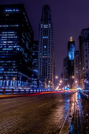 downtown chicago at night