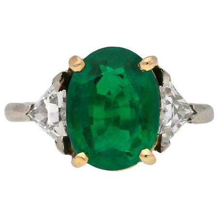 Belle Époque Colombian emerald and diamond ring, circa 1910. For Sale at 1stDibs