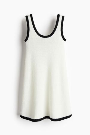 Fine-knit A-line Dress - Low-cut Neckline - Sleeveless -Cream/black -Ladies | H&M US