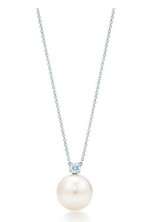 single pearl and diamond necklace