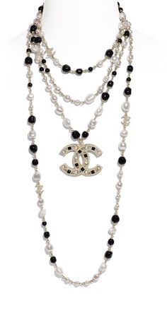 pearls chain necklace | chanel
