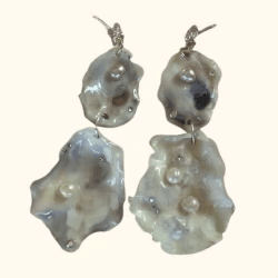 shell earrings