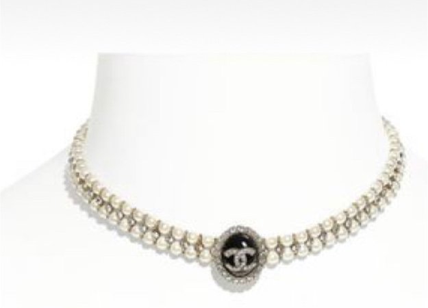 Chanel peals necklace