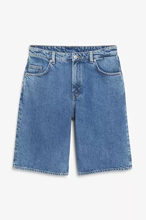 Bermuda denim shorts - Mid blue - Monki WW
