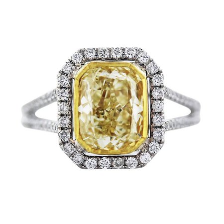 Fancy Yellow Diamond Engagement Rings