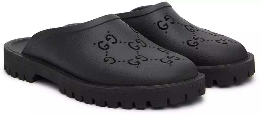 Gucci: Black GG Slippers | SSENSE