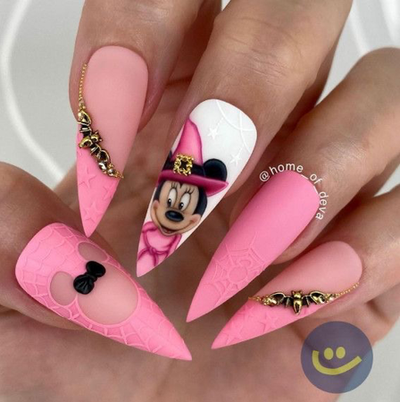 Minnie Halloween Disney witch pink nails
