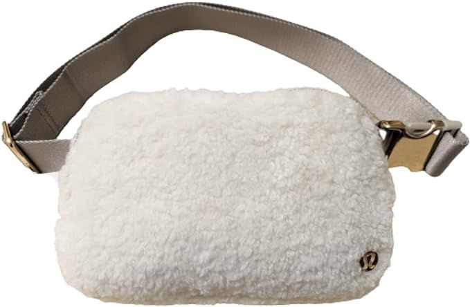 Amazon.com | Lululemon Athletica Everywhere Fleece Belt Bag (Light Ivory) | Waist Packs