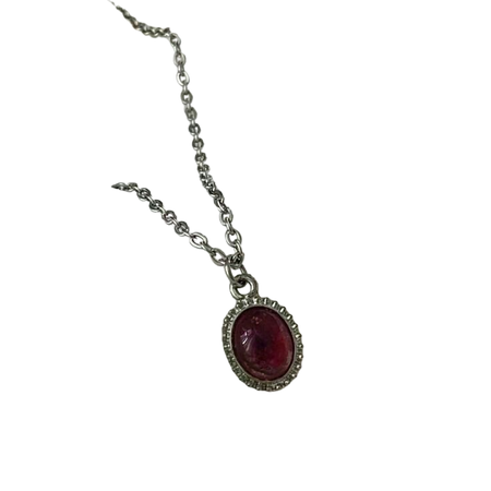 Red pendant necklace