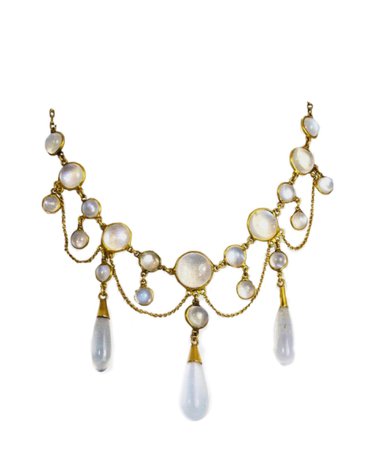 Vintage pearl gold necklace