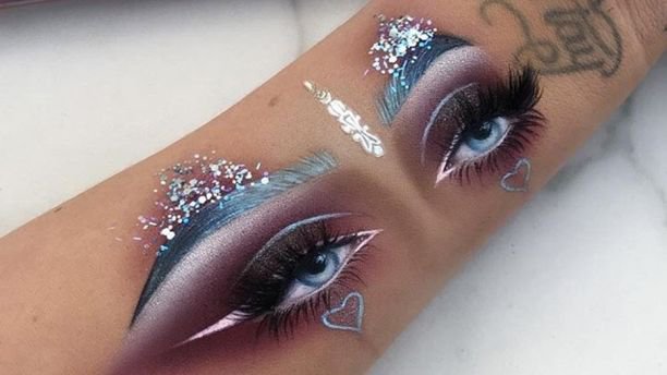 Beauty blogger showcases outrageous eye makeup - on her arm | Fox News
