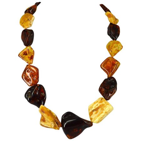 Decadent Jewels Large Natural Graduated Baltic Amber Necklace For Sale at 1stdibs