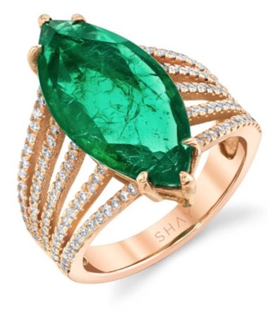 Yellow Gold , Green emerald stone ring