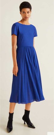 Vestido azul 39’99€ Mango