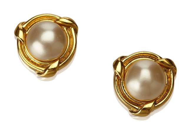 vintage gold pearl stud earrings