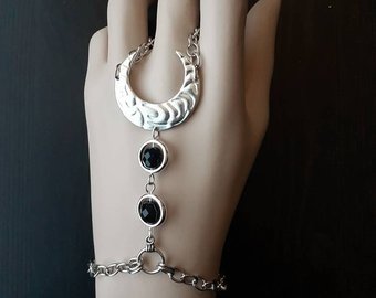 Moon Hand Jewelry