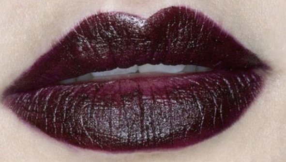 90s burgundy lip