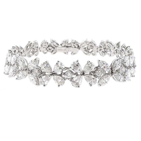 Fancy Cut Diamond Tennis Bracelet, Approximate 16 Carat For Sale at 1stdibs