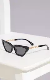 Black Chain Detail Cat Eye Sunglasses | PrettyLittleThing USA