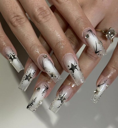 nails silver white