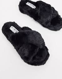 black slippers fluffy