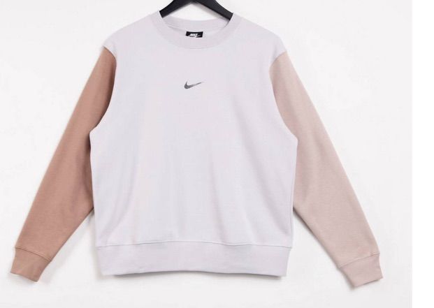 Nike contrast sweater