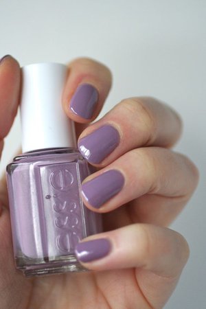 (43) Pinterest - This winter I've been all about greyed out purple shades. So much so, that out of these 6 polishes, 5 of them were added to my collecti | Nails