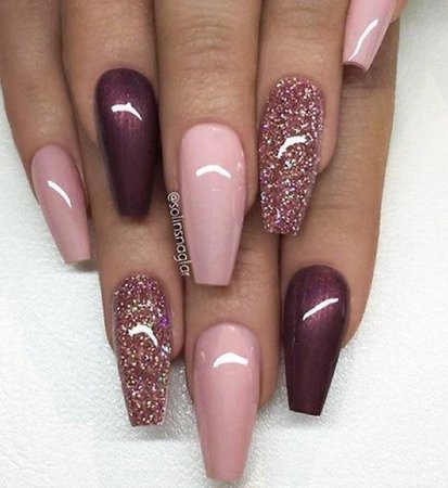 light and dark pink nails